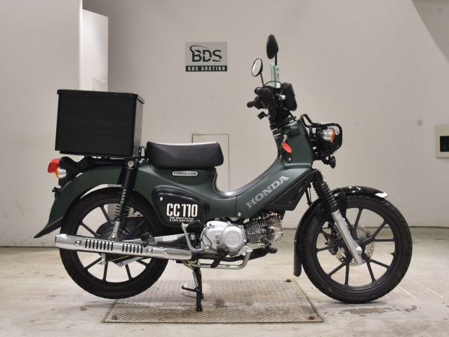 Honda CROSS CUB 110-3