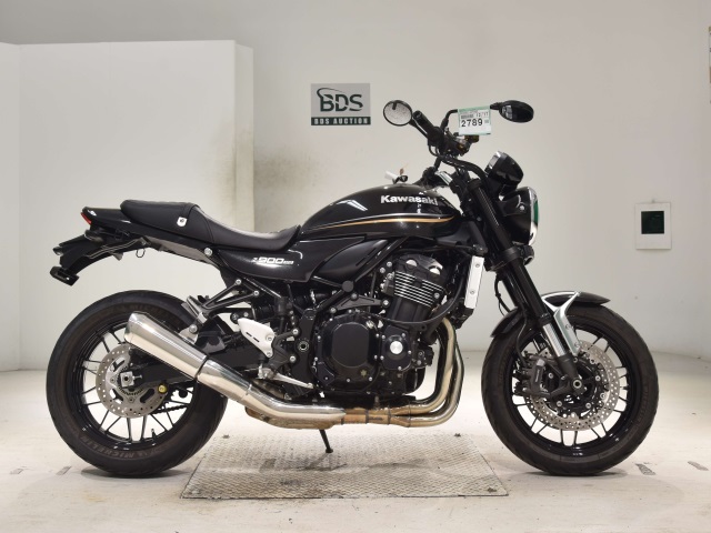 Kawasaki Z900RS