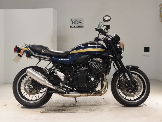 Kawasaki Z900RS