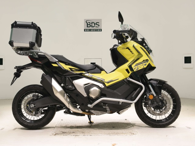 Honda X-ADV750-2