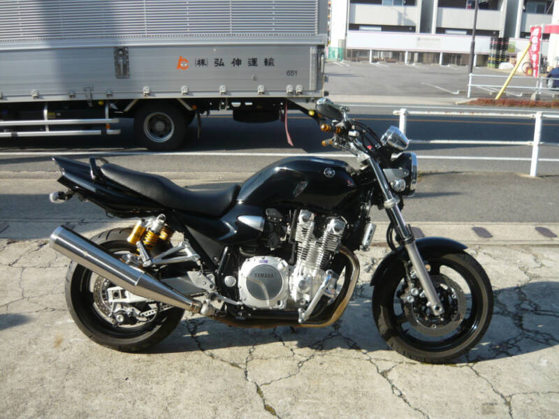 Yamaha XJR1300