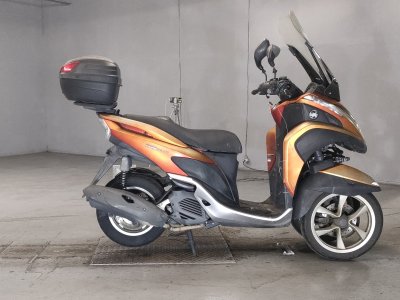 Yamaha TRICITY 125