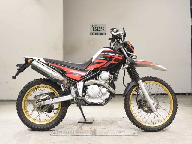 Yamaha SEROW XT250