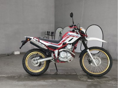 Yamaha SEROW XT250