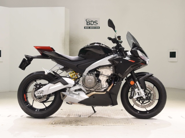 Aprilia tuono 660 factory