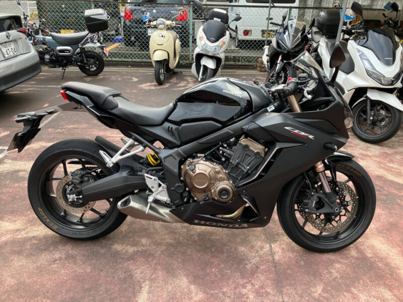 Honda CBR650R