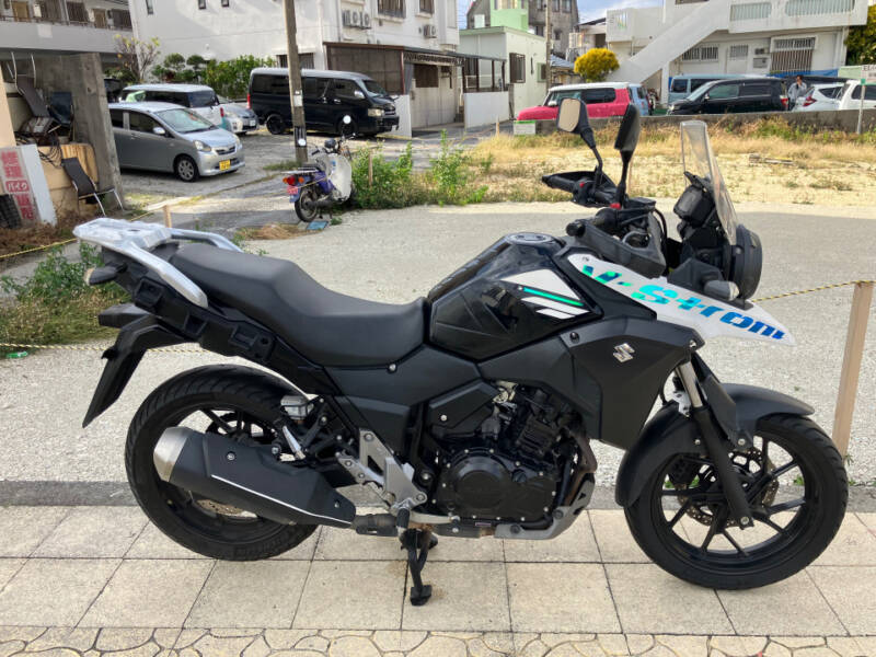 Suzuki V-STROM DL250