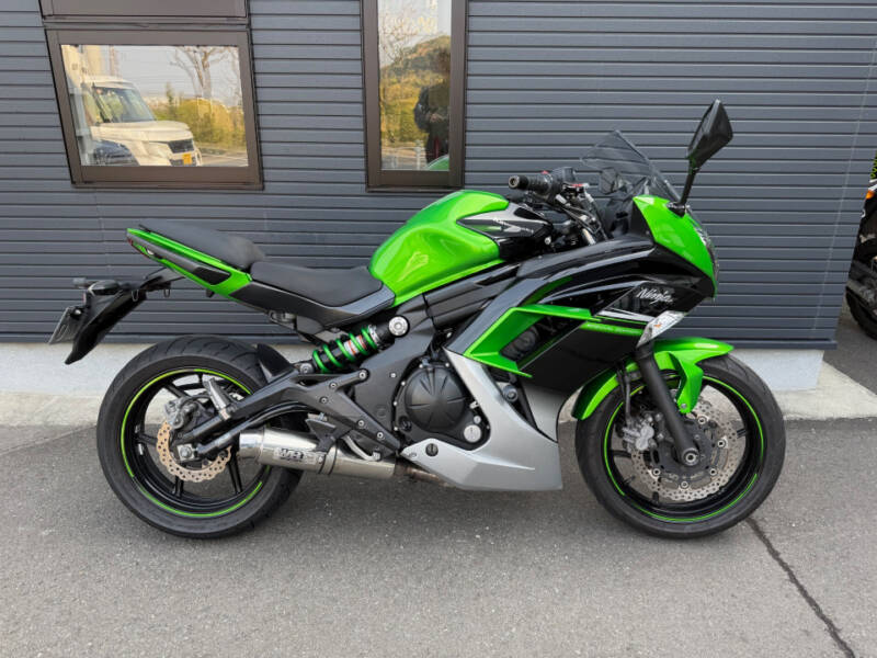 Kawasaki NINJA400