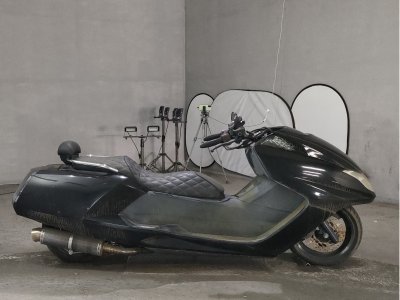 Yamaha MAGZAM