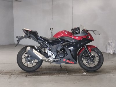 Suzuki GSX250R
