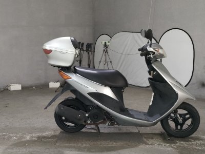 Suzuki ADDRESS V50