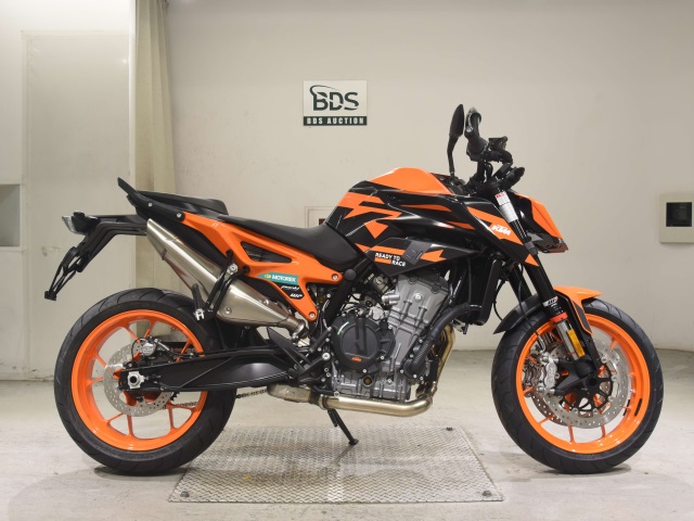 KTM 890 DUKE GP