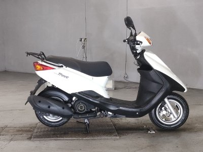 Yamaha AXIS TREAT
