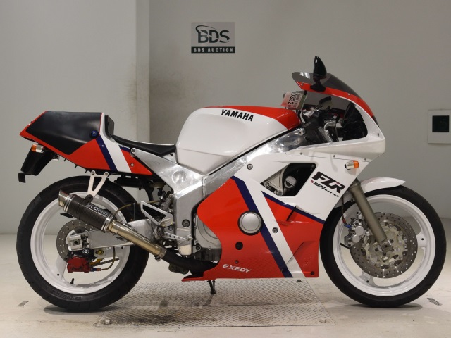 Yamaha FZR400RR SP