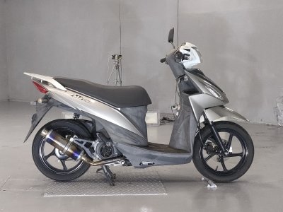 Suzuki ADDRESS V110