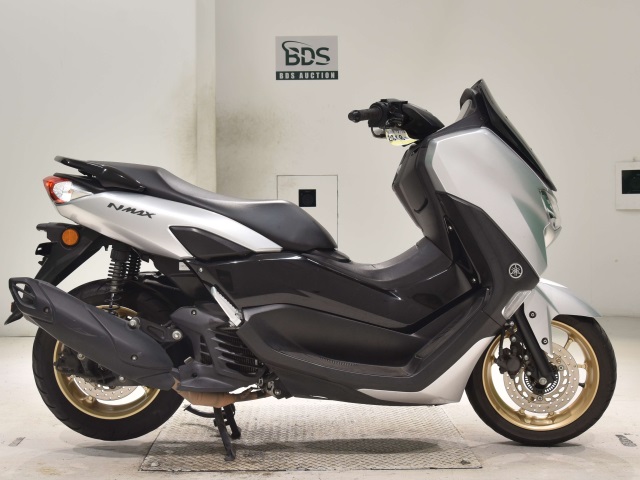 Yamaha NMAX-2