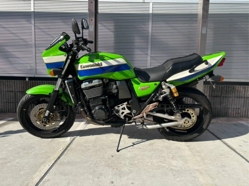 Kawasaki ZRX1100