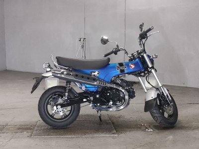 Honda DAX125