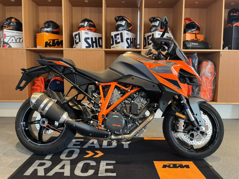 KTM 1290 S-DUKE GT