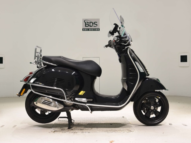 Vespa GTS300