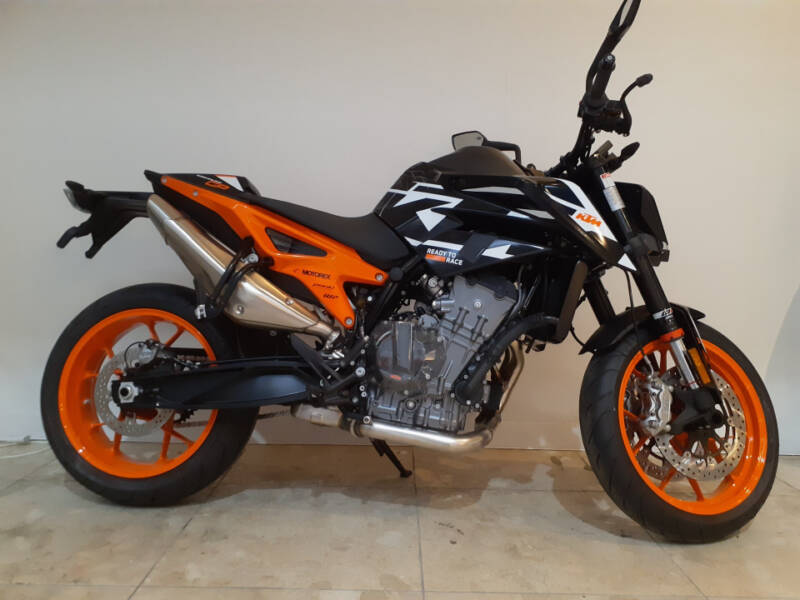 KTM 890 DUKE GP