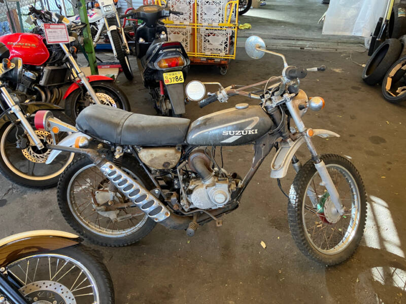Suzuki hustler90