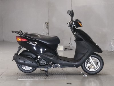 Yamaha AXIS TREAT