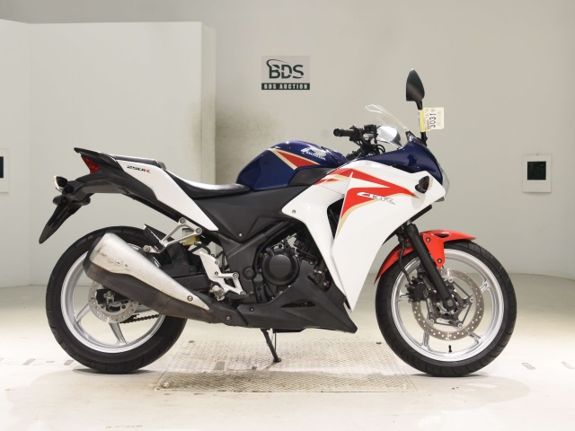 Honda CBR250R