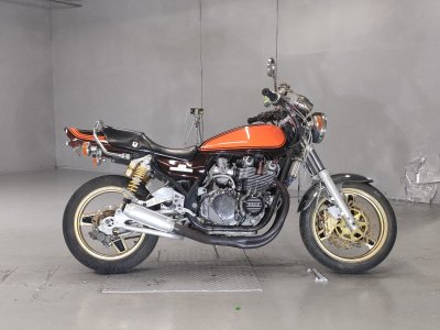 Kawasaki ZEPHYR750