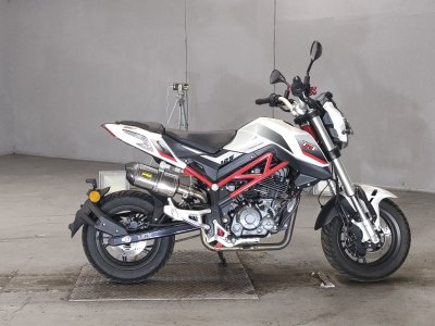 Benelli TNT125