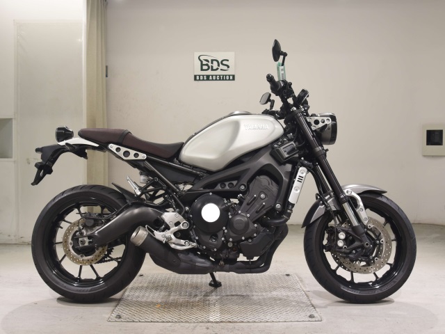 Yamaha XSR900