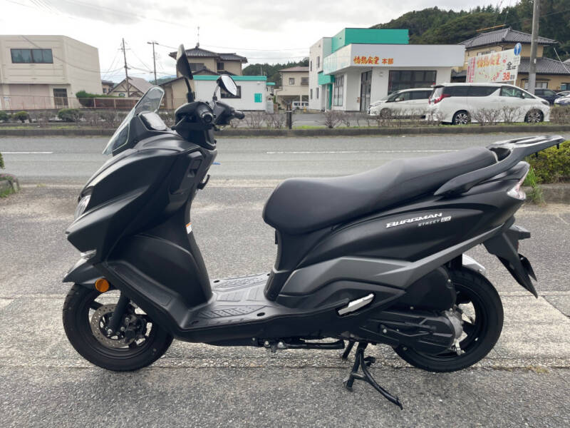 Suzuki BURGMAN125