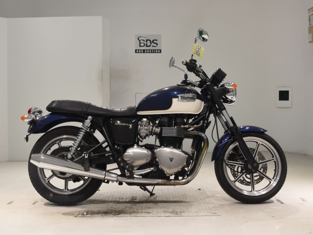 Triumph BONNEVILLE SE