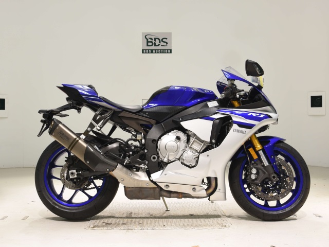 Yamaha YZF-R1