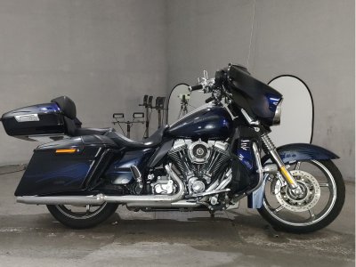 HD STREET GLIDE FLHXSE1800