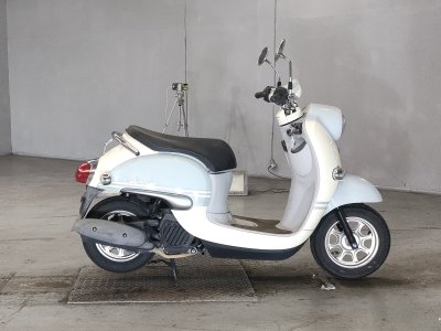 Yamaha VINO50