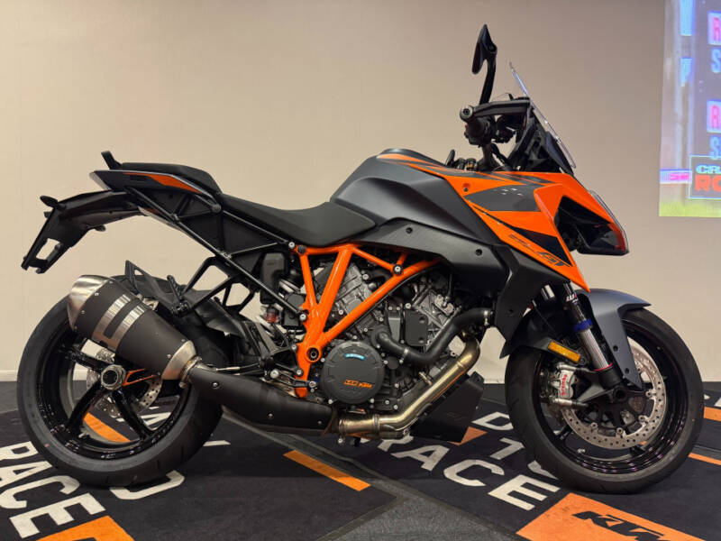 KTM 1290 S-DUKE GT
