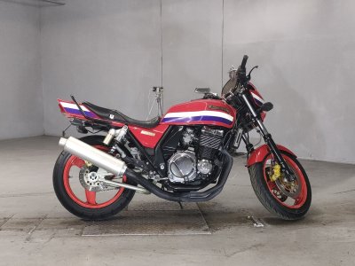 Kawasaki ZRX400