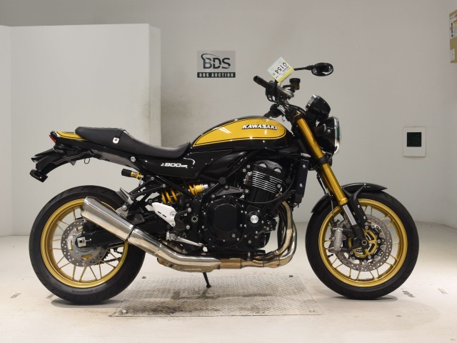 Kawasaki Z900RS
