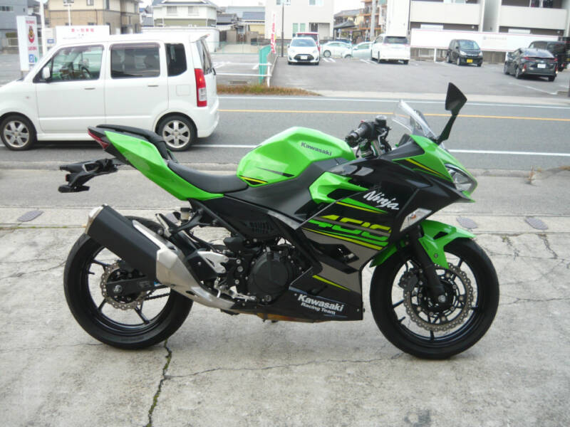 Kawasaki NINJA400KRT