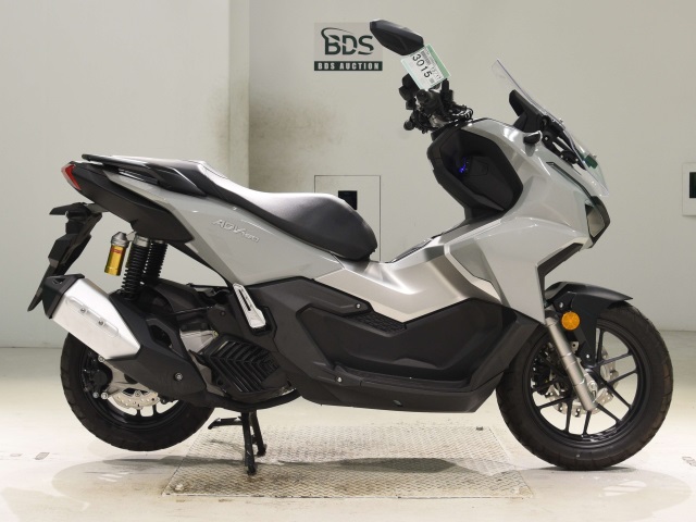 Honda ADV 160