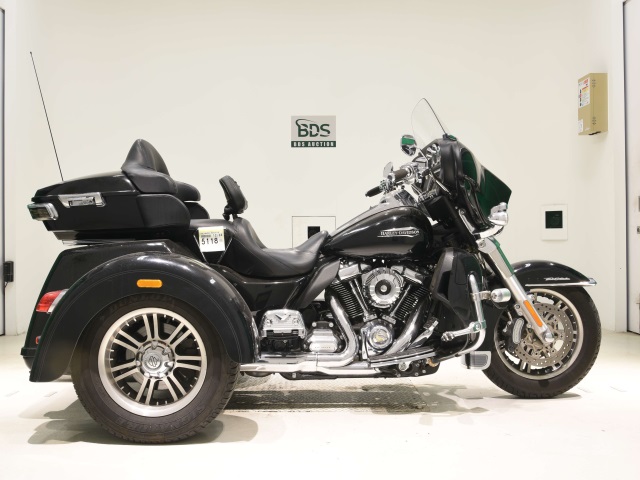 HD ELECTRA GLIDE FLHTCU1750 TRIKE