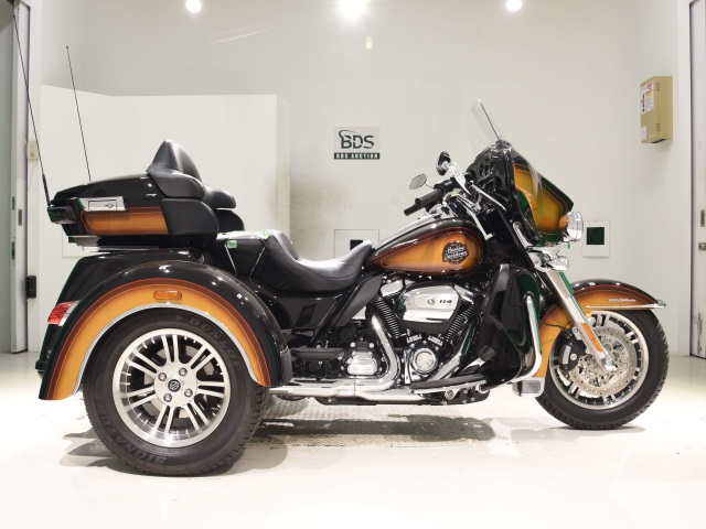 HD ELECTRA GLIDE FLHTCU1870 TRIKE