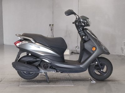 Yamaha AXIS Z