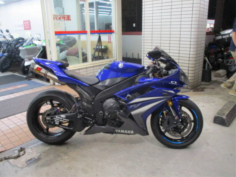 Yamaha YZF-R1