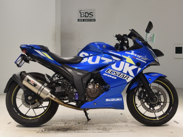 Suzuki GIXXER250SF
