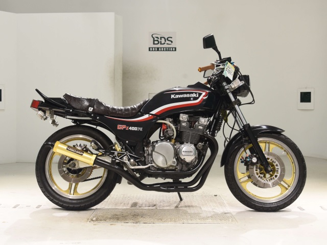 Kawasaki GPZ400R
