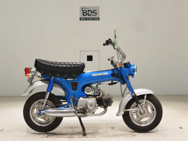 Honda DAX50
