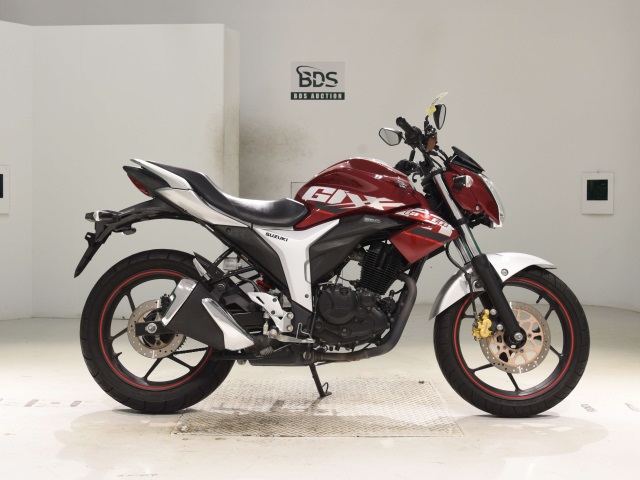 Suzuki GIXXER150