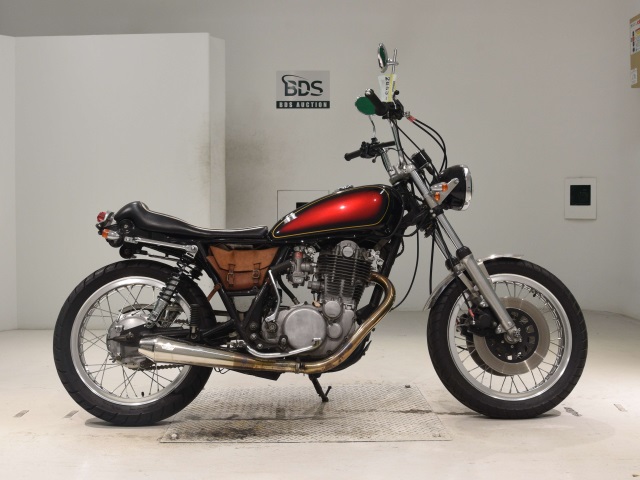 Yamaha SR500